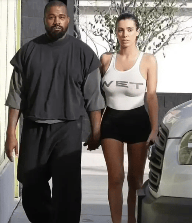 顶不住啊!侃爷与爱妻又出来炸街了,比安卡小鸟依人