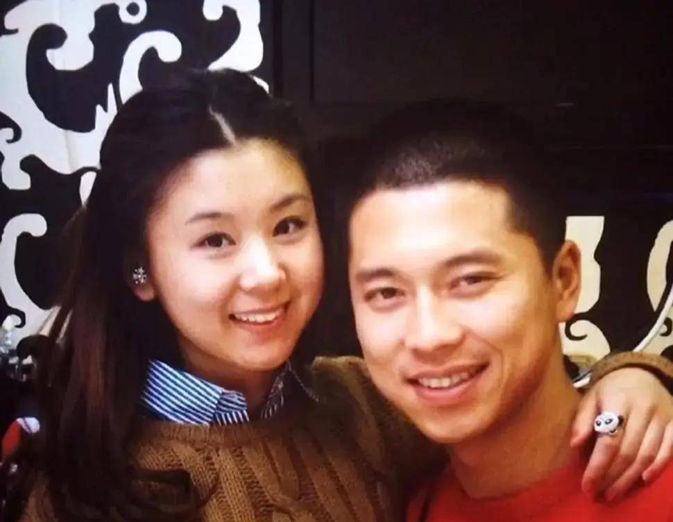 两人心中都种下了爱情的种子,王雷一直在找机会和李小萌表白