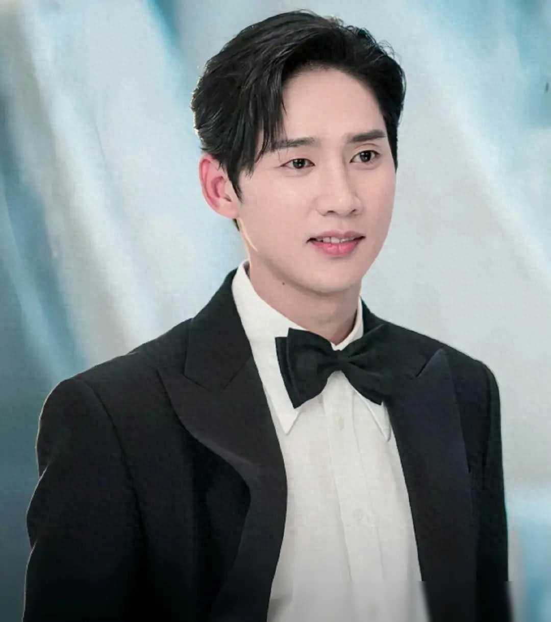 朴成勋与俊爱新恋情再添波折疑似西巴哥将再次遭感情背叛