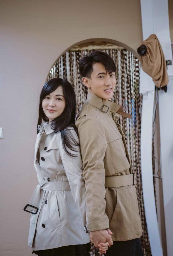 结婚10年,她被"影帝"老公宠成小公主_霍思燕_杜江_夫妻