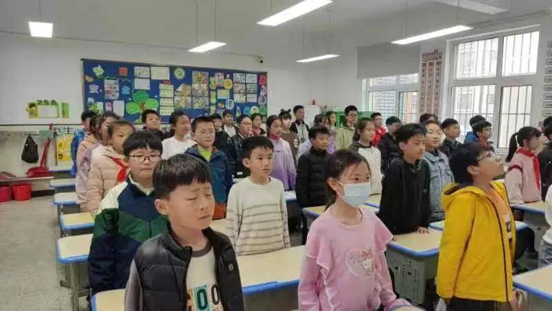 清明时节祭英烈传统文化代代传徐州市华润小学清明节主题活动