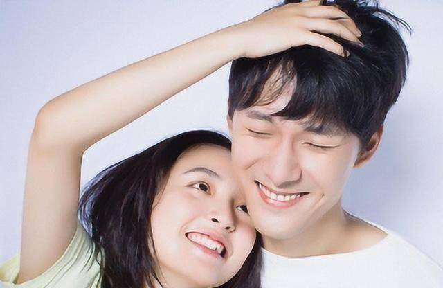 《下一站幸福》的导演在跟张雨剑交流时,提到"你老婆"疑似张雨剑已经