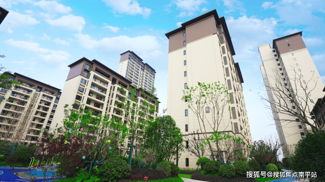 远洋红星长沙天铂售楼处电话4001598559转5888首页认证