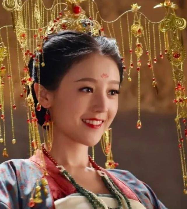 原创同是孟婆妆三七耐看杨蓉惊艳却栽在了赵丽颖身上