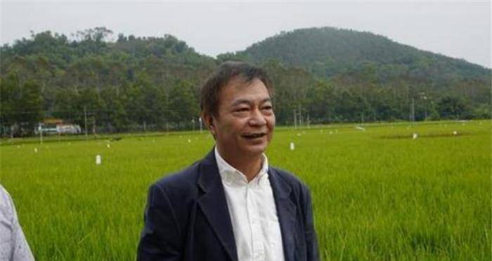 拍戏23年未能大富大贵,今66岁在农村种田养鸡_廖伟雄_阿灿_收获