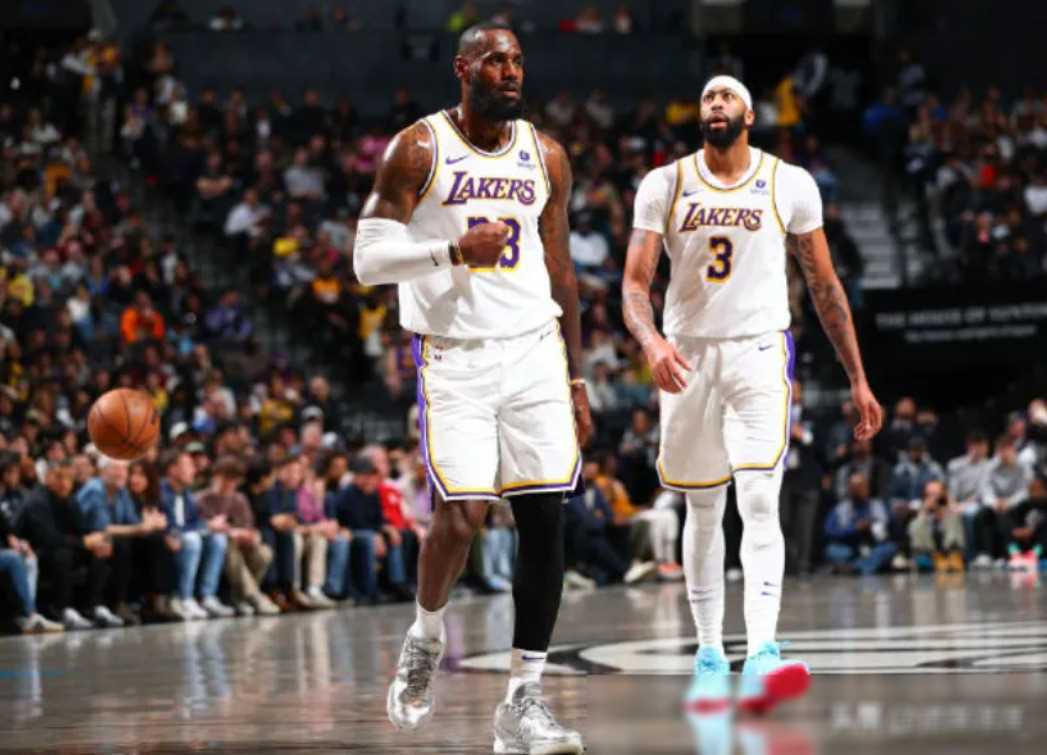 原创六场救赎之战斩获千万年薪湖人豪取胜利