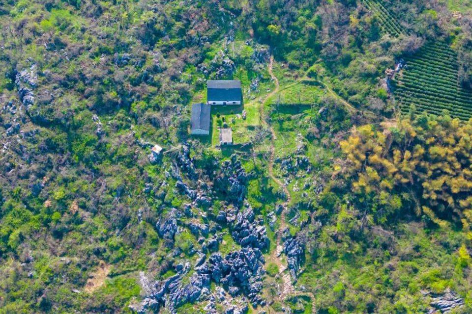 原创杭州富阳有座神仙山深藏喀斯特地貌万石嶙峋之上还有处白云庵