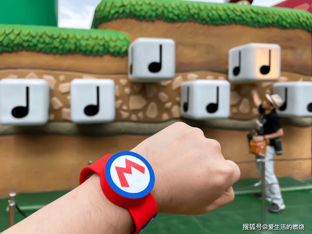 奇诺比奥咖啡店也值得打卡,记得提前领取整理券,里面有很多主题食物