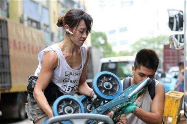 香港最美搬运工朱芊佩2019年上相亲节目被富豪牵走结局怎样
