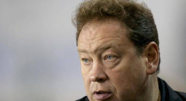 申花主帅斯卢茨基中超皇马的绝佳引领与球队实力分析