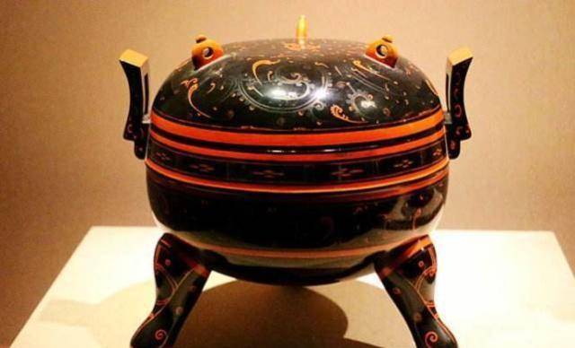 神秘古墓,出土28部失传奇书,屠呦呦研究后获诺贝尔奖_考古_文物_帛书