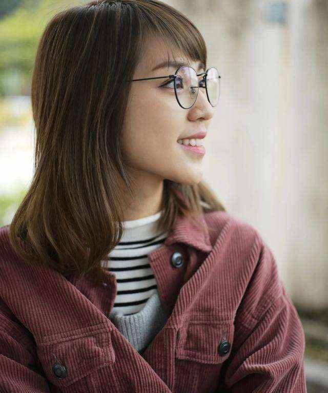 原创tvb小花获圈外设计师当众表白男方暗恋其11年并且有稳定女友