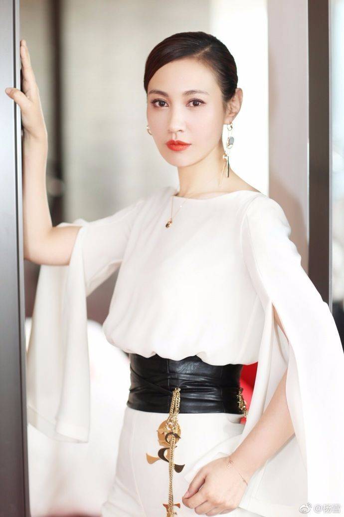 杨雪,最美反派,她的婚姻诠释了一个道理:男人征服女人的是才华