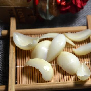 解毒,理脾健胃,利湿消积,宁心安神,促进血液循环等功效.