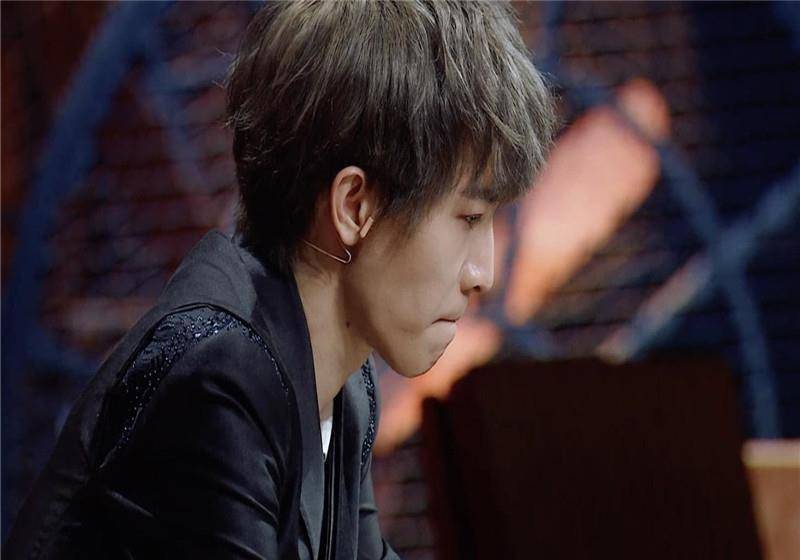 郭敬明道歉!为了新电影宣传,让自己低头认错.