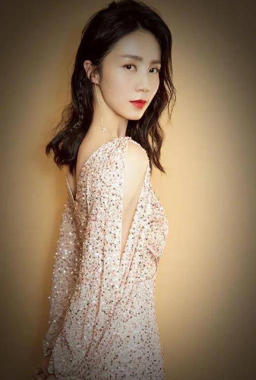 黄磊师生恋,娶自己学生孙莉,女儿成为骄傲,儿子变成心病_黄小立_父亲