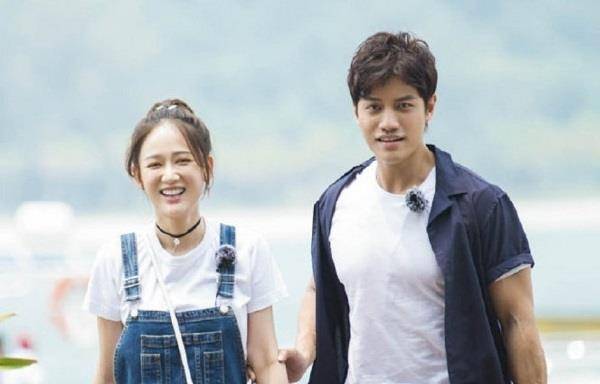 陈乔恩晒艾伦书房照直言变胖害羞不露面回顾二人恋情太甜蜜