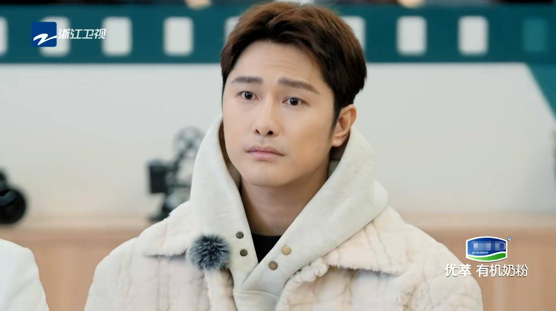 原创朱梓骁的清醒让郝蕾原形毕露两人谁该被骂上热搜显而易见