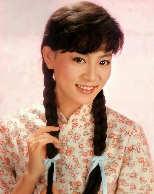 琼瑶剧中的泪眼皇后:刘雪华的经典角色回顾,哪一个最让你难忘?