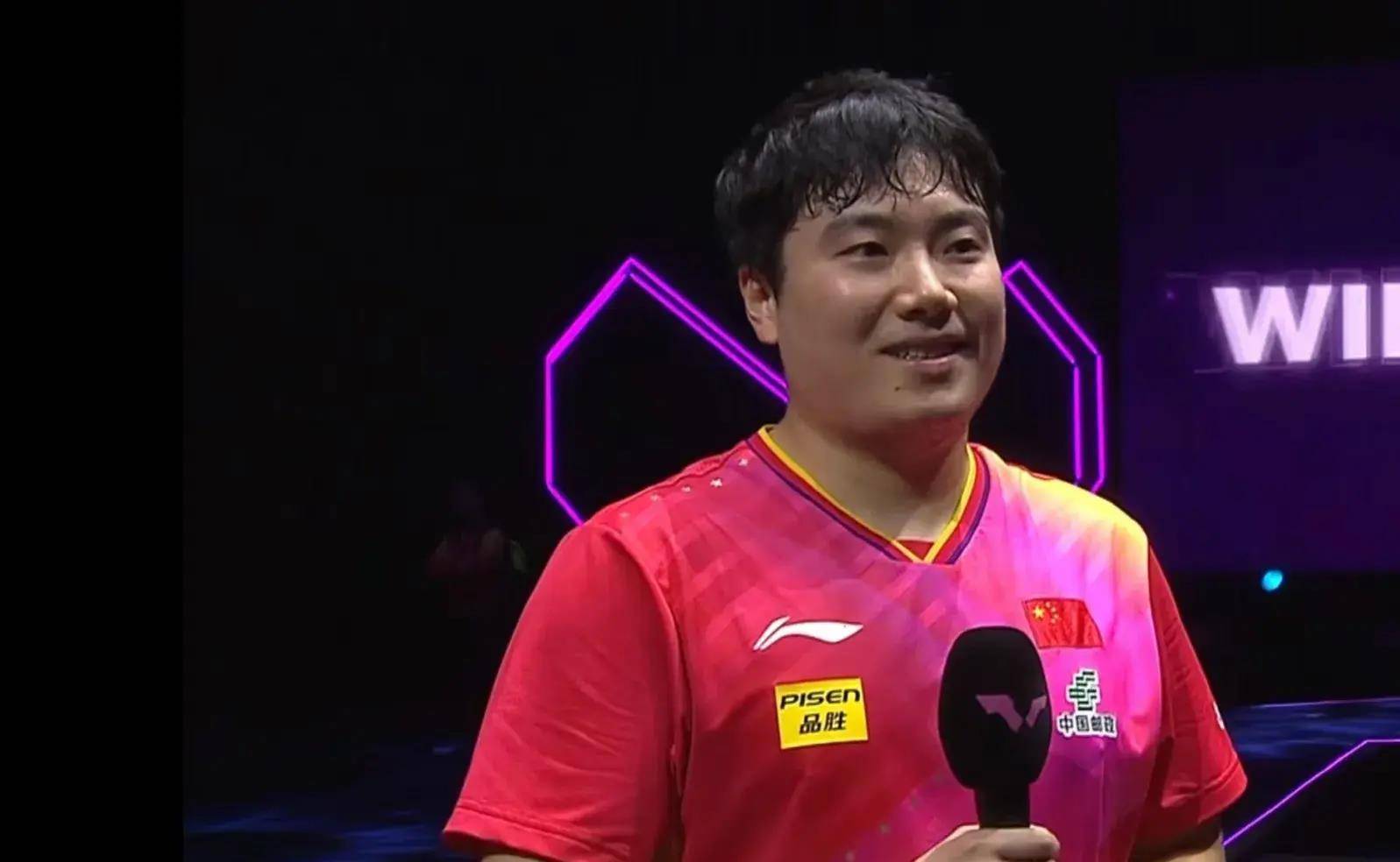 祁夫人奚美丽让男子梁靖崑把奖金全部给教练组