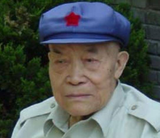 在这种危急时刻,罗应怀充分发挥了一名优秀将领应有的冷静以及急智