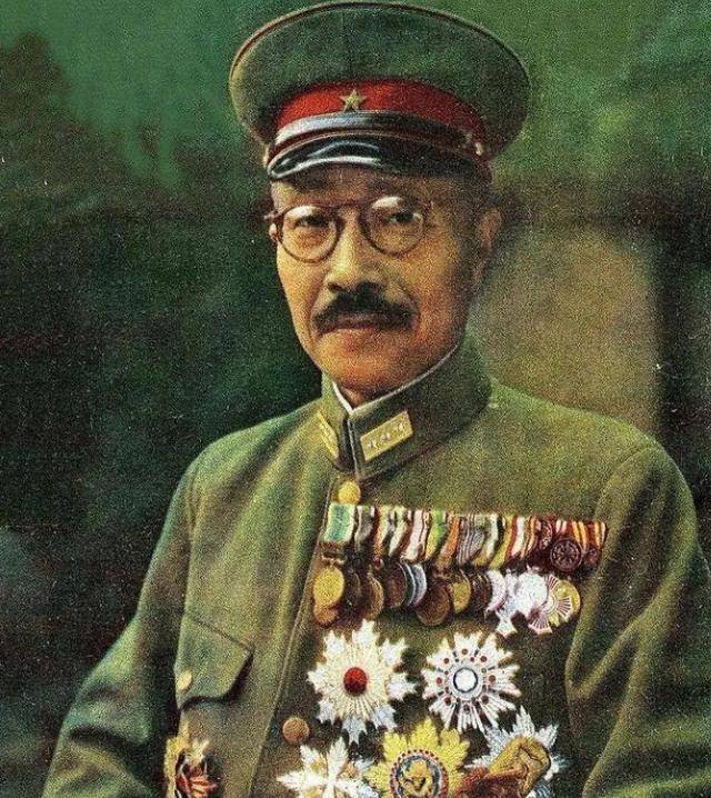 原创东条英机接受审判时依旧不愿意认罪并叫嚣都怪中国人反抗