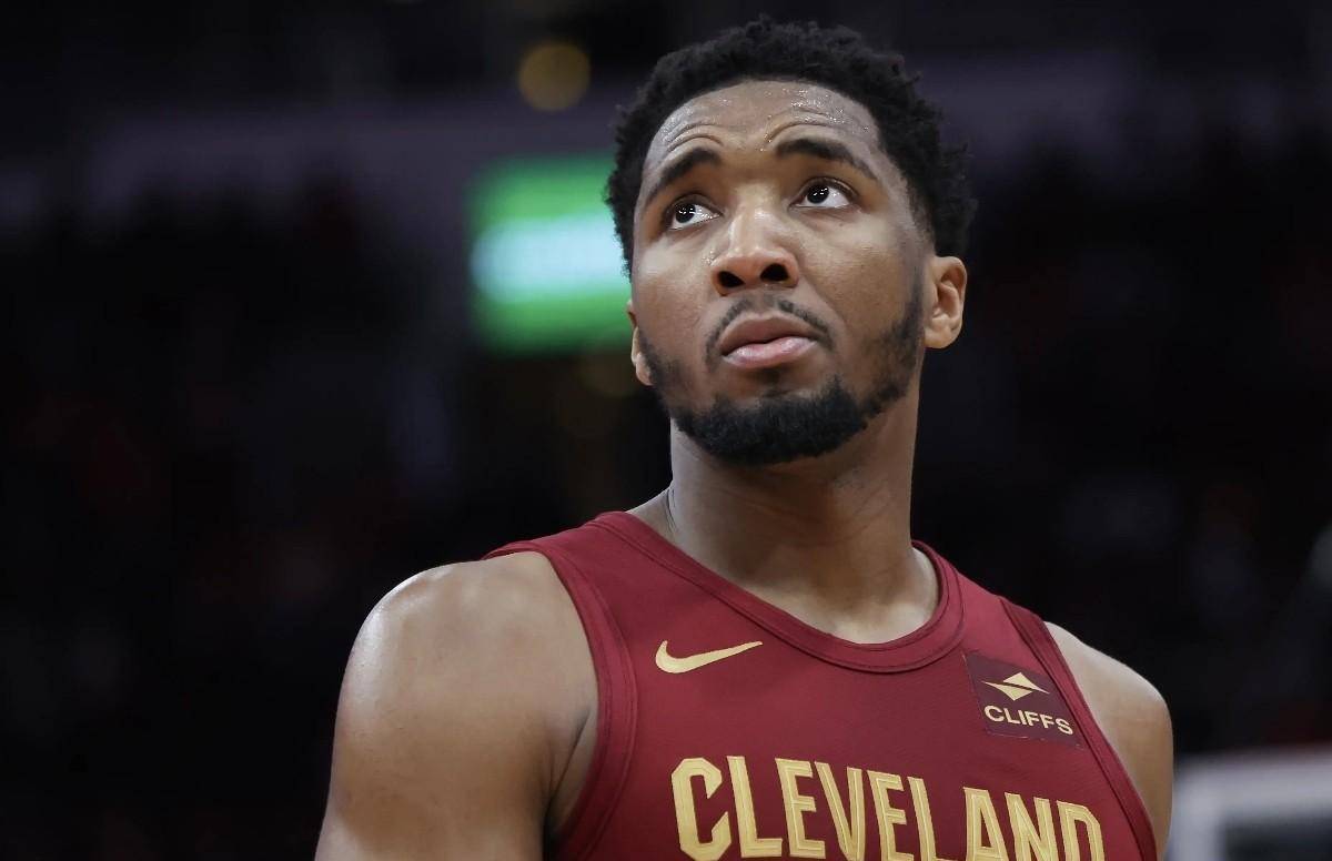 不夺冠就离队!26 5 6巨星将花落谁家?_多诺万