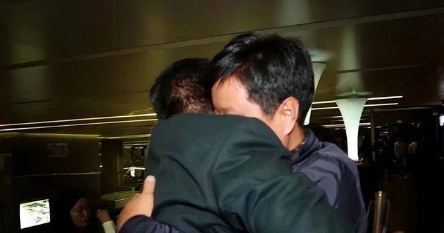 原创1993年张治成成立麻阳帮祸害广东近4年行刑前跪地谢罪