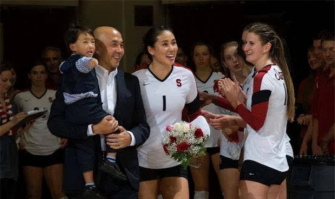 郎平女儿曾晒与弟弟的合照,父亲为照顾她15年不娶,60岁2婚生子_白浪