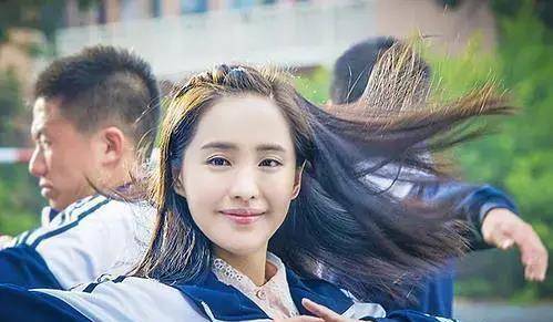 原创乘风破浪的姐姐们出圈美图个个都是时尚宠儿