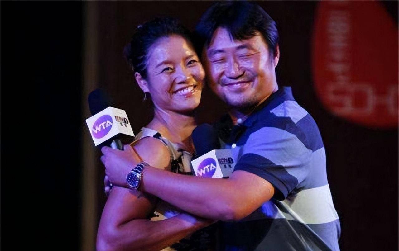 原创李娜的奇葩婚姻观念结婚14年不见公婆招待客人只点外卖不下厨