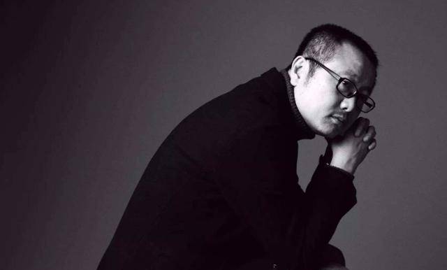 上班"摸鱼"写出《三体》,狂赚1800万,爆火后却失业了_山西省阳泉市