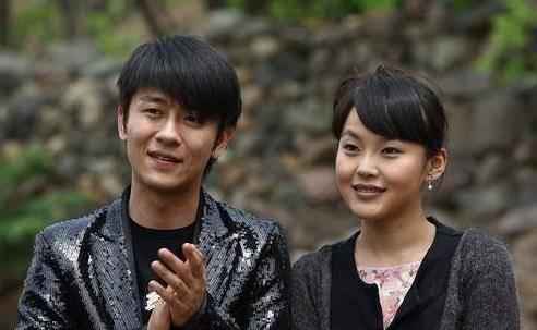 "他的妻子杨雨辰跟他年纪相当,毕业于中心戏剧学院导