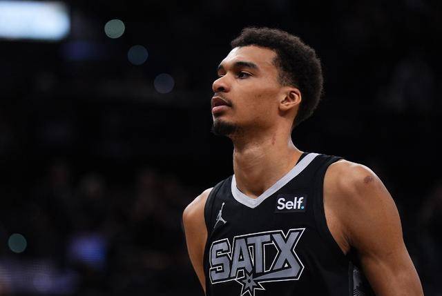 原创新秀米勒创造nba历史第一记录绽放强大潜力