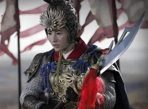 杨门女将则更为忠烈,为了保卫国家,杨家将一个个血洒疆场,最后杨宗保