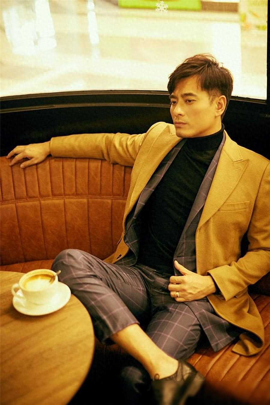 娱乐圈最干净男演员娶小10岁娇妻无绯闻风波