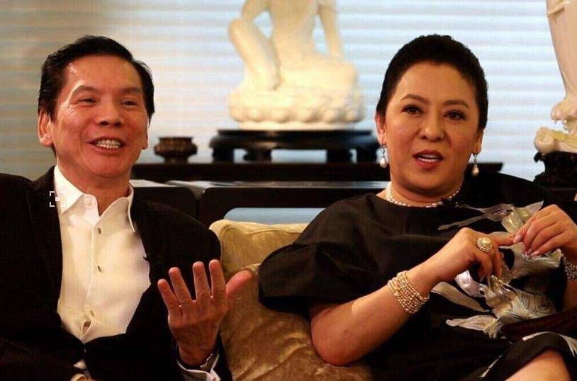 原创炮轰周星驰没良心枭雄向太几番沉浮老年坦言健康最重要