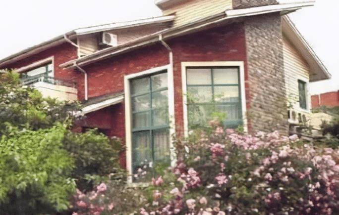 原创霍思燕杜江爱巢被曝光室内装修奢华大气仅几把椅子就能买套房