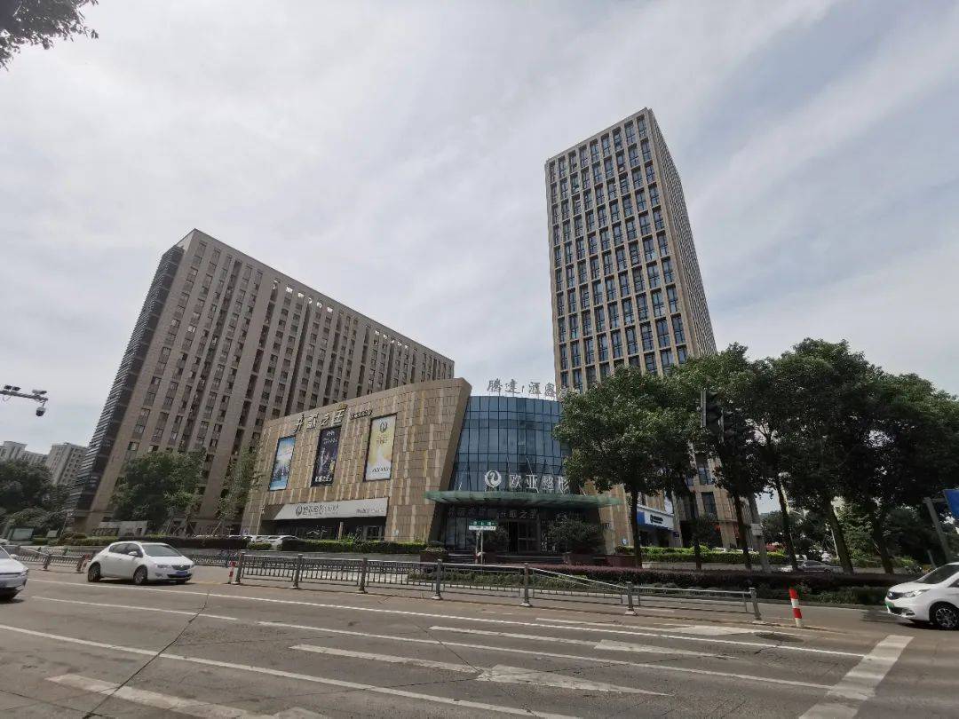 了路北中心小学, 路桥中学,天时大厦,汇鑫商务广场,五馆一心,鑫悦广场