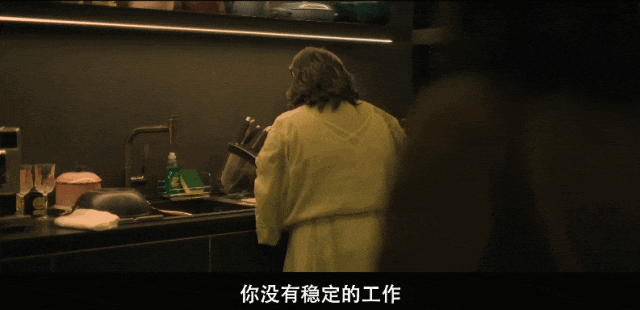 原创同时交往30个男友这姐太会玩了