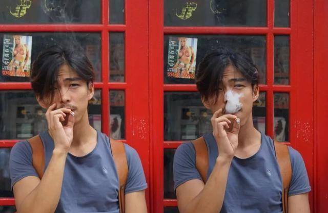 用豆友的调侃就是"长得像黄渤和陈柏霖的孩子".