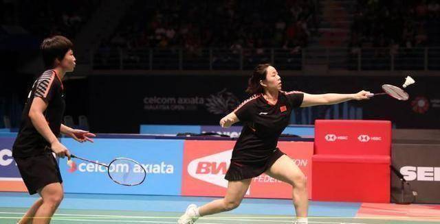 惨遭吊打横扫陈清晨贾一凡不敌日本奥运冠军国羽无缘女双夺冠