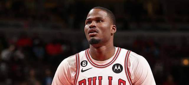 原创三位年轻球员惊艳表现太阳跻身前六nba红黑榜点评