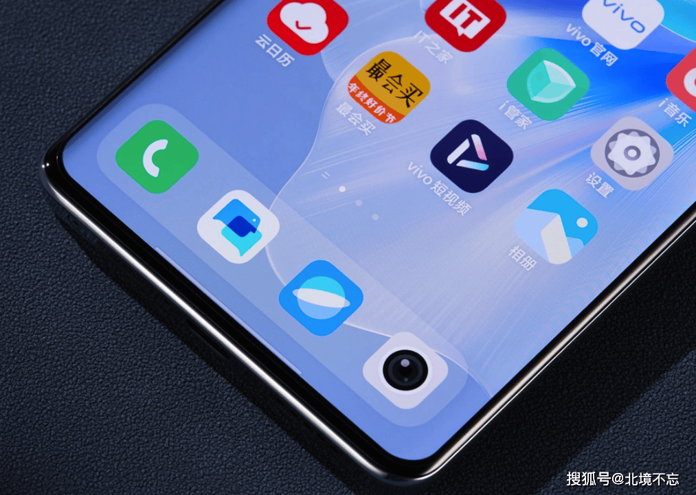 如果你有了解vivos18pro就会发现,vivo对于"