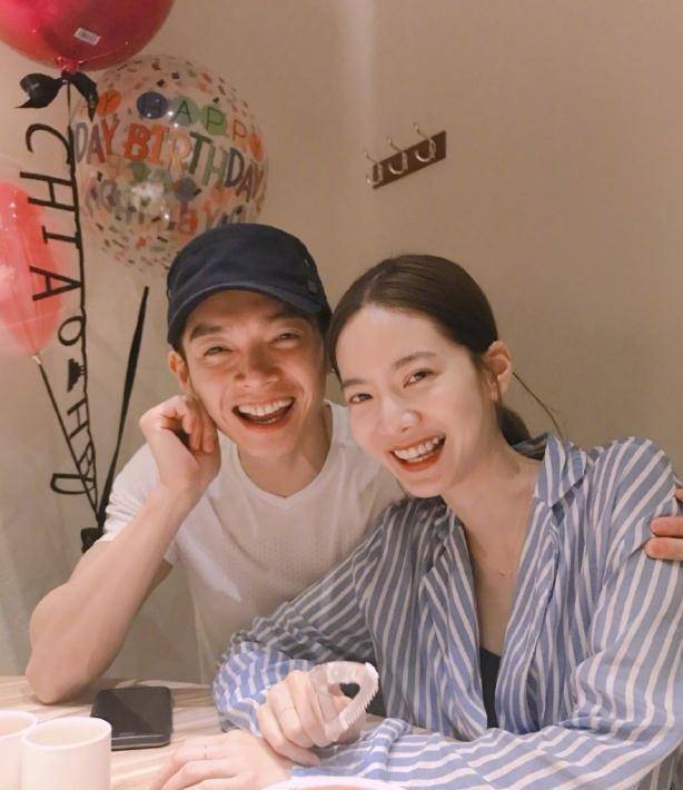 辰亦儒曾之乔宣布结婚炎亚纶送祝福却打错兄弟名字网友友谊的小船翻了