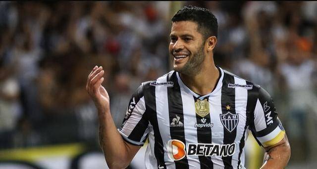 踩单车晃倒后卫 2次戏耍门将!胡尔克首轮双响,踢巴甲像玩儿一样_米内