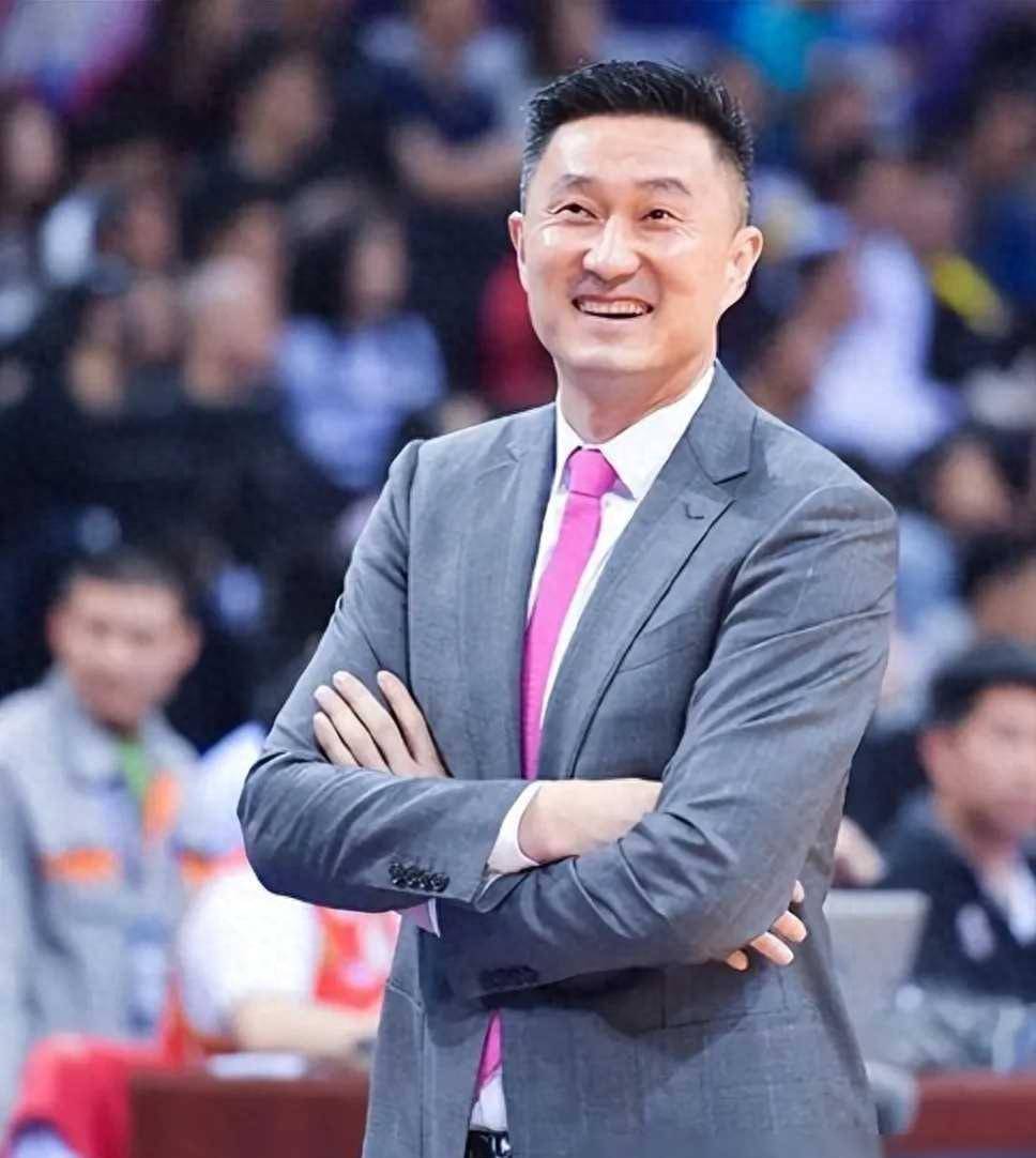 实话实说!这是cba现役最强主教练第一名:广东队-杜