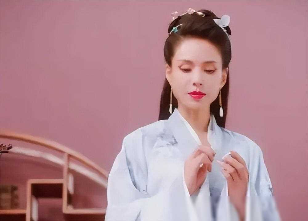 原创58岁未婚未育的李若彤回应抑郁原因