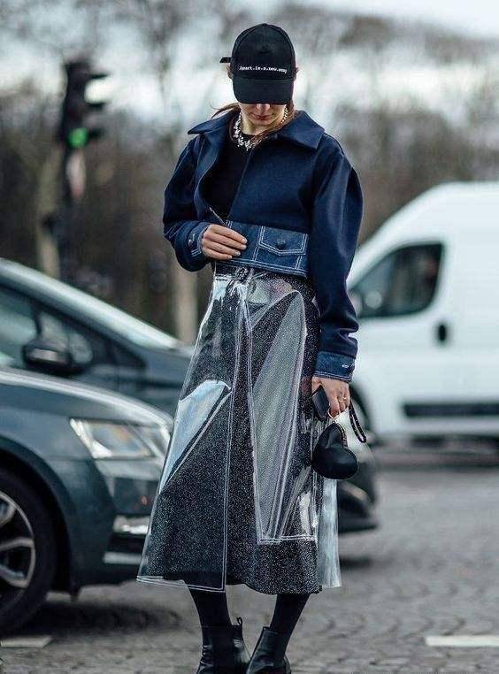 原创雨衣外穿这么好看今年流行的pvc塑料衣时髦有个性