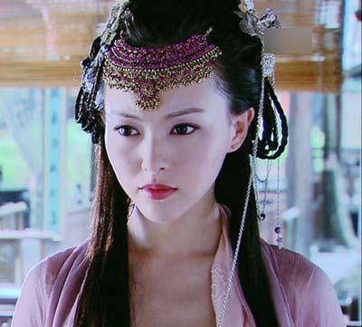 民间故事老和尚捡到一个婴儿孩子下山寻母半夜有女子来找他